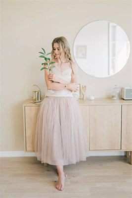 How to Wear Tulle Skirt Without Looking Fat: A Comprehensive Guide to Flattering Your Figure