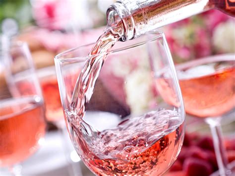  Rosé & Rosé: The Paris Wine Tasting Scandal That Shook France!